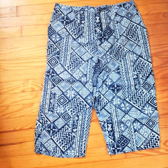 Alfred Dunner Dress Capris - Picture 2 of 2